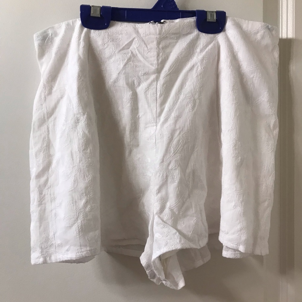 White High Waisted Cotton Shorts